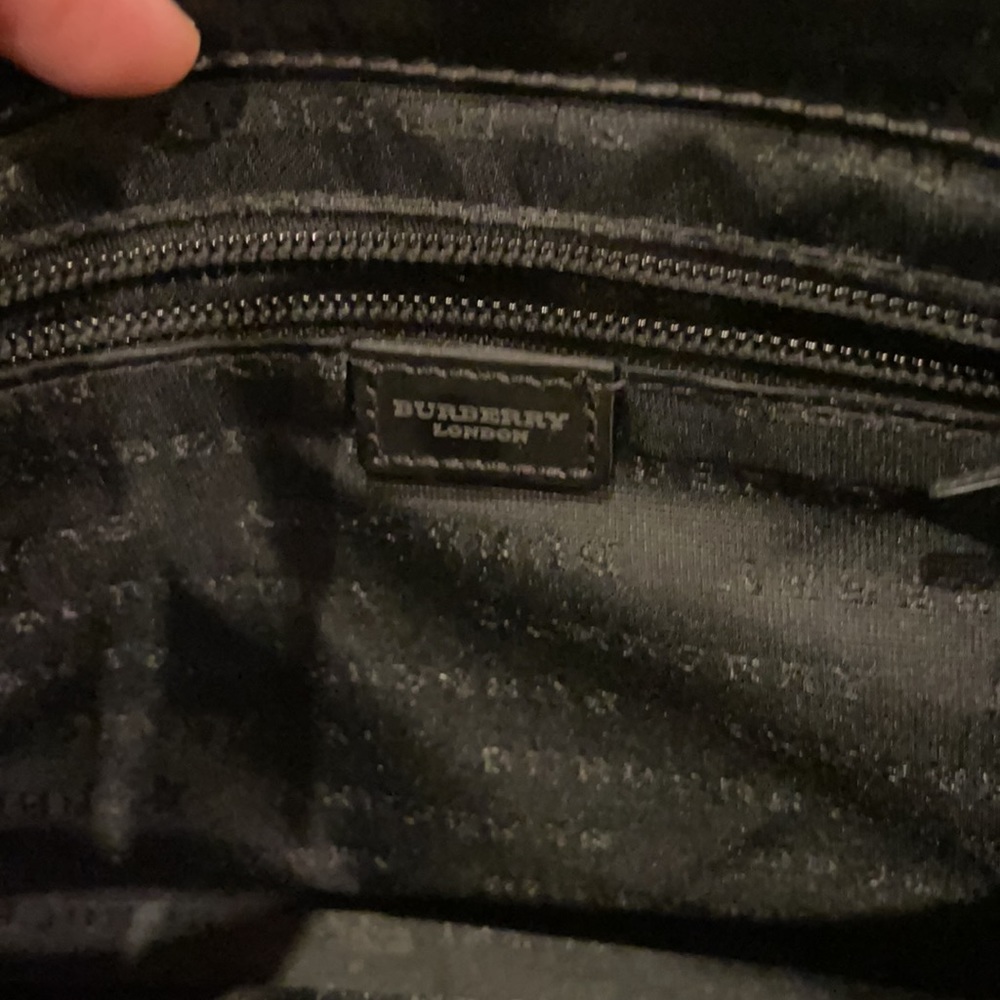 Burberry House Check Small Tote Black - Picture 5 of 10